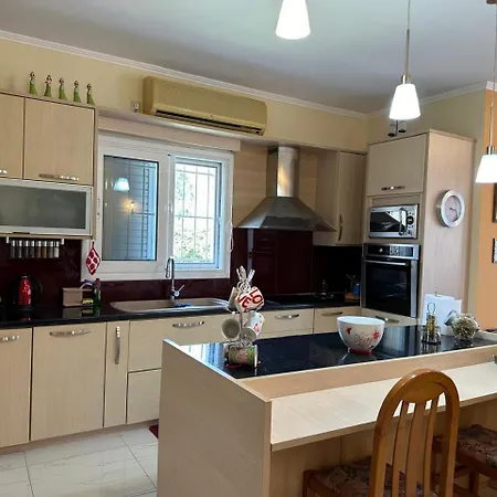Home Himara Апартаменты