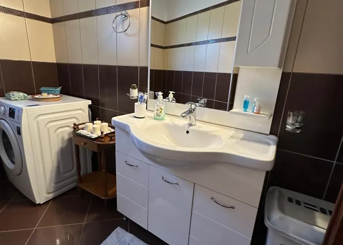 Home Himara * Himarë